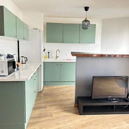 2 Bedroom Apartment + Parking Saint-Denis  Luaran gambar